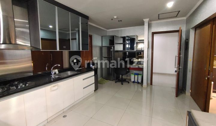 Apartemen 3 Kamar Tidur Furnished di Sahid Sudirman Residence Lokasi Strategis 2