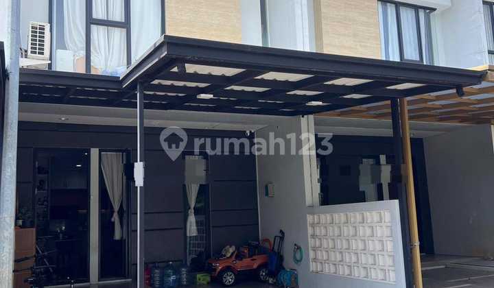 Rumah Rumah Bagus 3 Lantai Full Renov Di Perumahan Citra Grand Cibubur Cbd Rumah Rumah Bagus 3 Lantai Full Renov Di Perumahan Citra Grand Cibubur Cbd