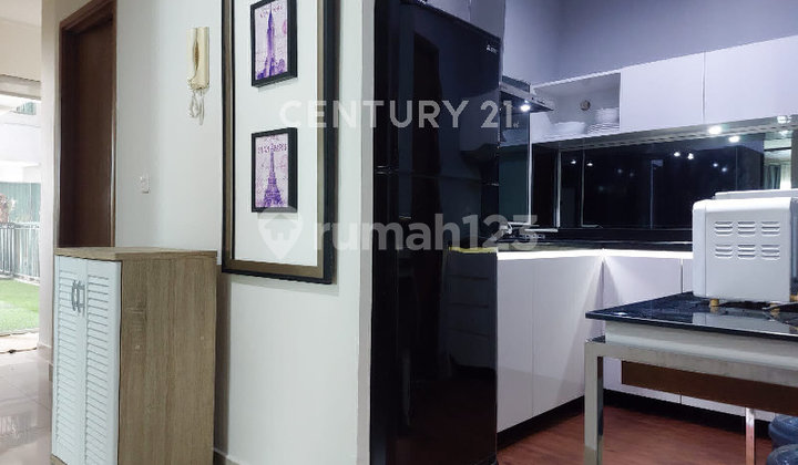 Sahid Sudirman Residence 2 BR Fully Furnished 180juta Per Tahun 2