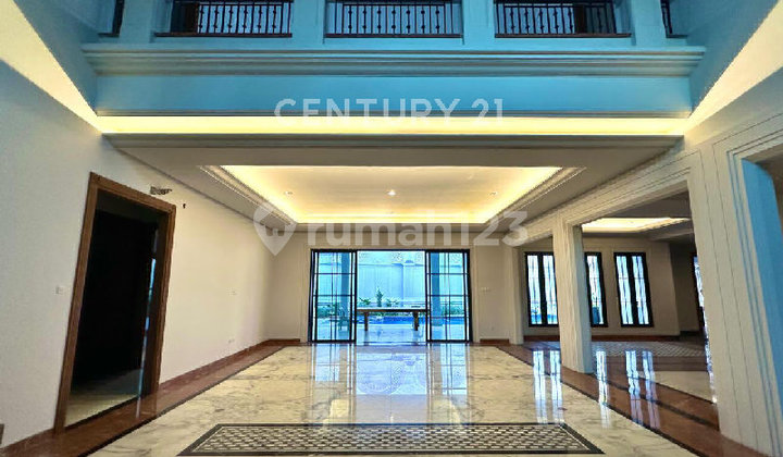 For Sale 2.5-Story House in Pondok Indah, SHM Area 1050m², South Jakarta