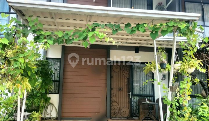 A 2-Story House in Cendana Peak Karawaci Has Been Renovated