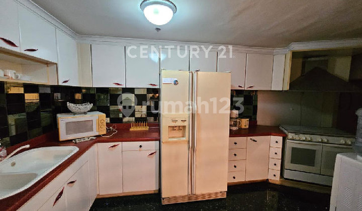 Apartemen 2 BR Siap Huni Di Sudirman Tower Condominium  2