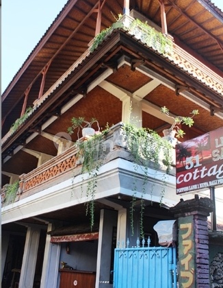 Hotel Bagus Murah Strategis dan Masih Beroperasi. bisa Jalan Kaki ke Pantai Kuta Luas 5,5 Are