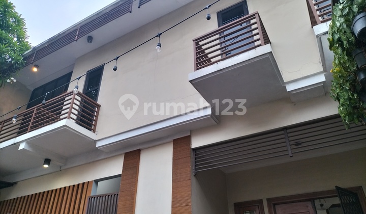 Nice House + Boarding Room in Benhil Strategic Location Near Sudirman & Thamrin
