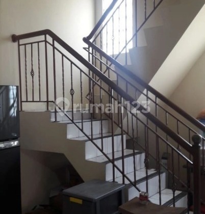 Rumah Nyaman & Strategis di Semarang Indah, Harga Terbaik! 2