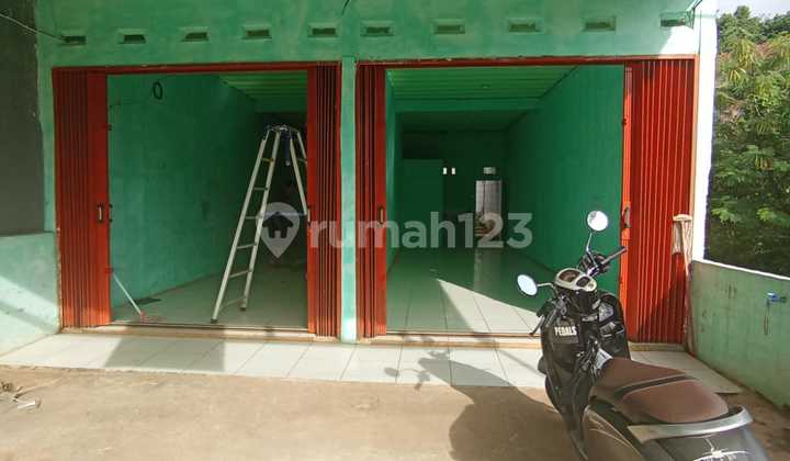 Cheap Shop House by the Main Road in Tajur Halang 2