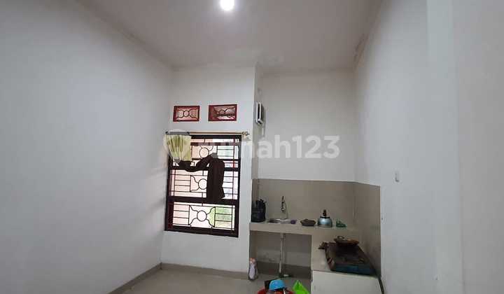 Good House Ready to Live Strategically Located in Cibinong 2