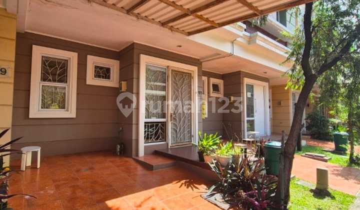 Sell Ready-to-Live House with Suitcase in Gading Serpong