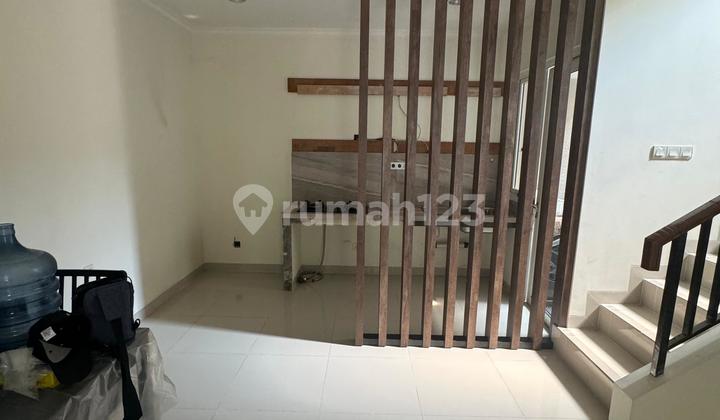 For Sale: Michelia Gading Serpong House, Good, Cheap, Location Near Swimming Pool, Ready to Occupy