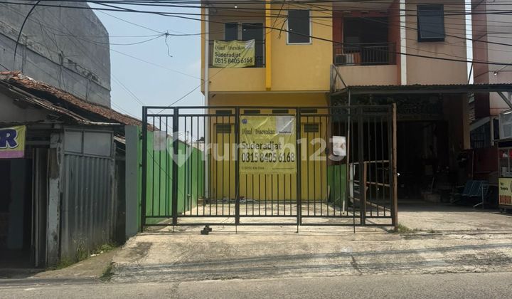 For Sale 2.5-Story Commercial Shop House on Ciomas Main Road, Bogor Shop House at Jl. Raya Ciomas No. 339a, Ciomas, Ciomas, Bogor, West Java, Indonesia, 16610, Ciomas Unfurnished SHM 129.0 m² 2
