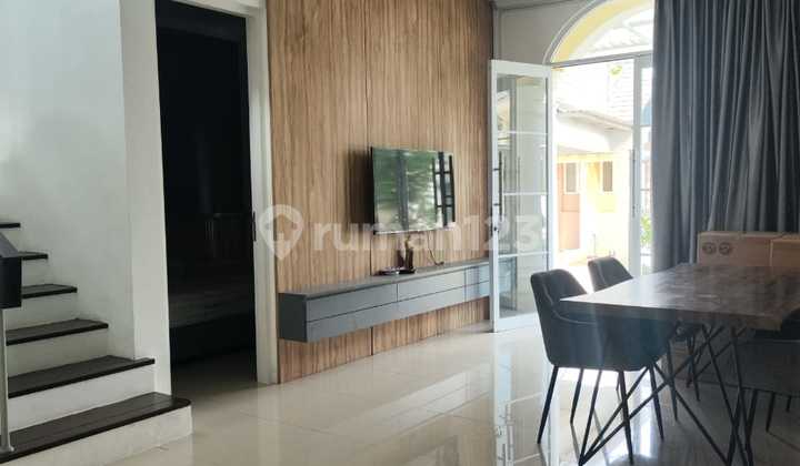 Jual Rumah Terawat 2 Lantai Rancamaya Golf Estate 2