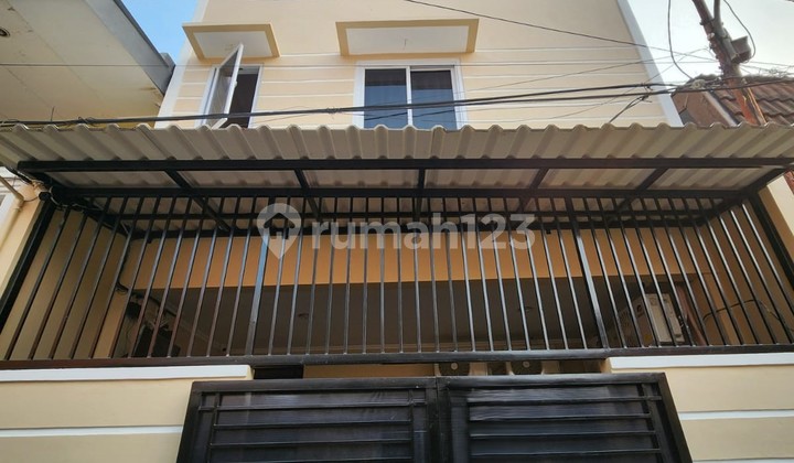 Ton - Dijual Rumah Kost Tanjung Duren 14 Kamar Furnish Ton - Dijual Rumah Kost Tanjung Duren 14 Kamar Furnish