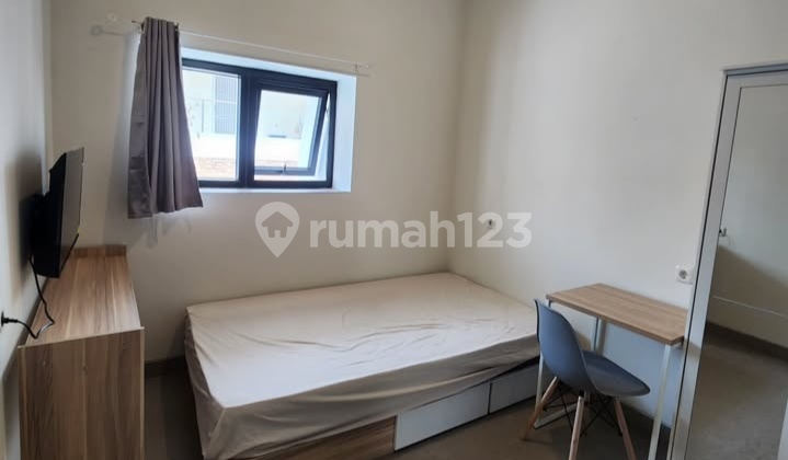 Ton - Dijual Rumah Kost Tanjung Duren Jakarta Barat 10 Kamar Furnish