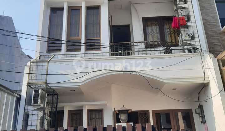 Ton - Dijual Rumah Kost Kelapa Gading Jakarta Utara 17 Kamar Furnish Ton - Dijual Rumah Kost Kelapa Gading Jakarta Utara 17 Kamar Furnish
