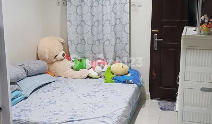 Vco - Dijual Cepat Rumah 2 Lantai Di Jalan keutamaan Dalam Gang L1 Vco - Dijual Cepat Rumah 2 Lantai Di Jalan keutamaan Dalam Gang L1