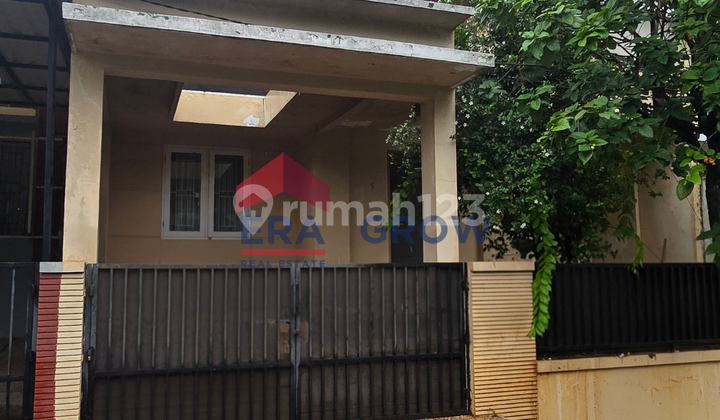 Kemang Golf House in Kemang Pratama 2