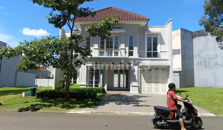 Dijual Rumah di Cluster Granada Gading Serpong 2