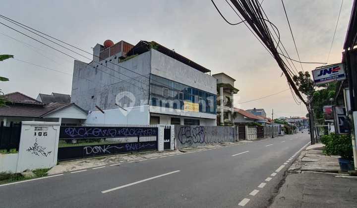 For Sale Fast 3-Story Shop House Building Ready for Boarding Houses. 2