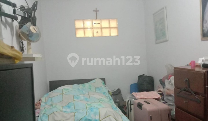 Rumah Dijual Siap Huni Lokasi Strategis Bagian Depan Jalan Depan Rumah Lebar Kondisii Baik Lingkungan Aman Dan Nyaman