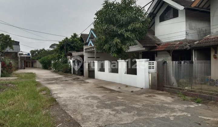 Disewakan Rumah Satu Lantai Terawat Berada di Dlm Komplek.