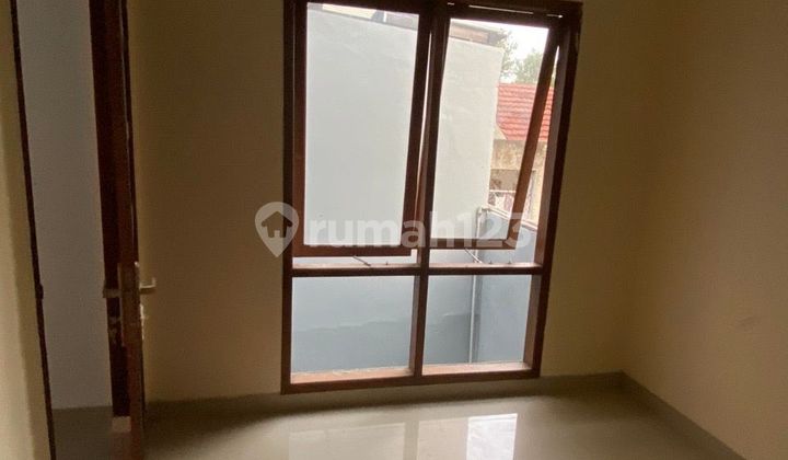 Disewa Rumah 2 Lantai Siap Hunidi Setra Duta Cemara Kbb 2