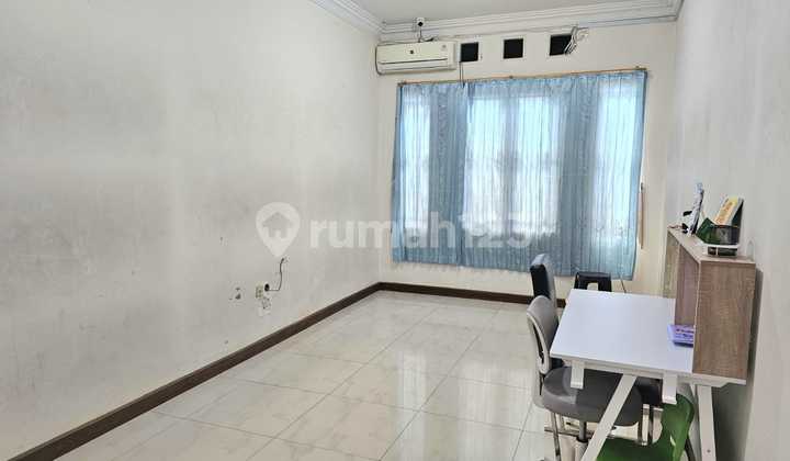 For Sale, Move-In Ready House in Good Condition Located in an Elite Residential Area of South Bandung, Complete Facilities, Wide and Well-Maintained Complex Roads. 2