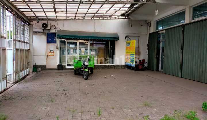 Disewakan Ruko 1,5 Lantai