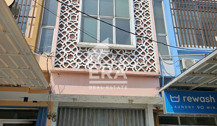 Ruko Strategis 3 Lantai