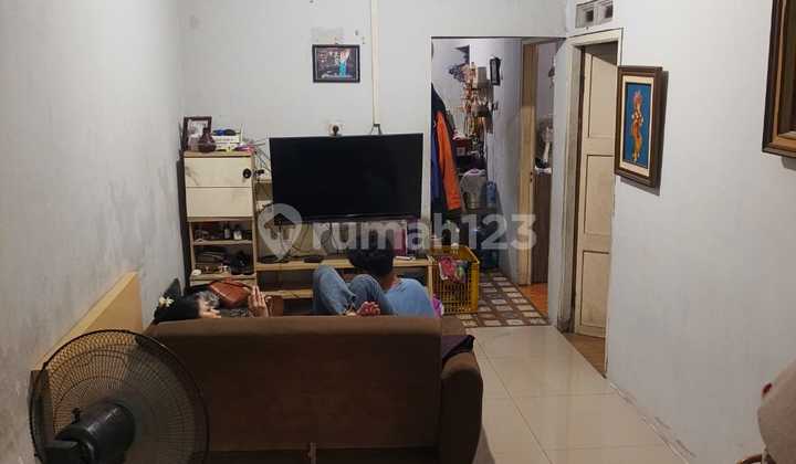 Nice 1-Storey House Ready to Occupy Strategic Ciledug Tangerang 2