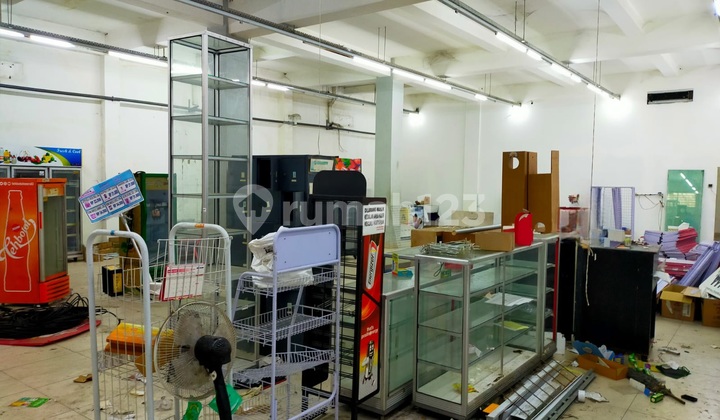 For Rent: 1.5 Story Shop House 2