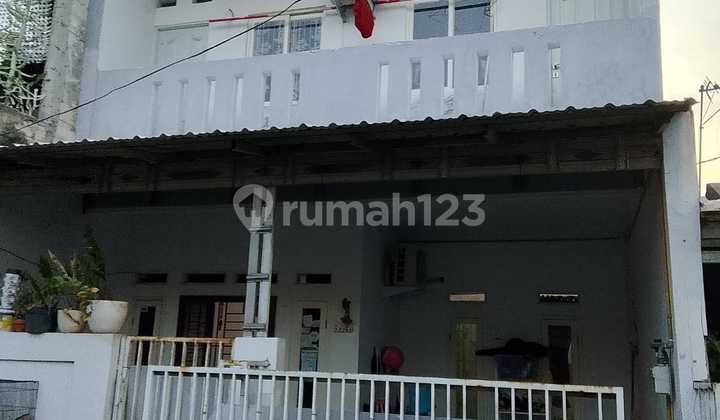 Charming 2-Story Residence 2