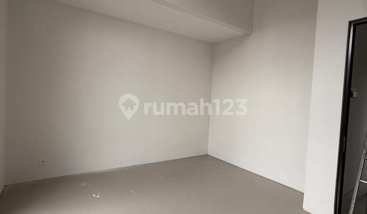 Hunian Nyaman 2 Lantai Hunian Nyaman 2 Lantai