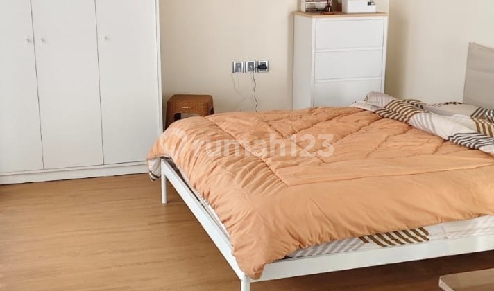 Rumah 3 Lantai Cluster Strozzi di Gading Serpong Rumah 3 Lantai Cluster Strozzi di Gading Serpong