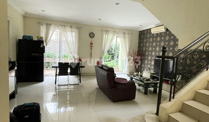 Rumah 2 Lantai di Premier Golf Residence Modernland 1