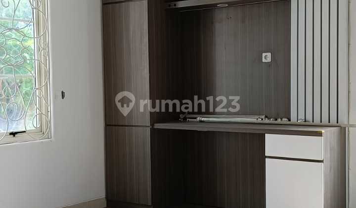 Rumah Hook Bagus Rolling Hills di Lippo Karawaci 2