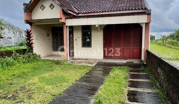 Rumah 2 Lantai Lt 514 Meter Persegi Lokasi Strategis Dekat Pasar Godean & Kampus