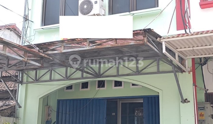 2-Story Shophouse in Strategic Location, Jambusari, Ngemplak, Sleman, Special Region of Yogyakarta