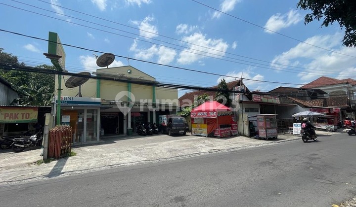 Business Space 890 Square Meters Strategic Location Near Condongcatur Terminal Depok Sleman