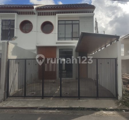 Rumah Gaya Jepang Full Furnished, Siap Huni Dekat Kampus Uty - Trihanggo Sleman