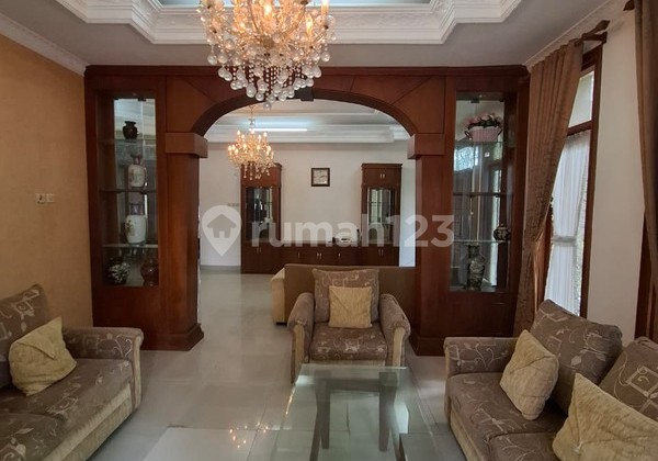 For Rent: Semi-Furnished Luxury House in Bale Agung Housing, Sinduadi, Mlati, Sleman
