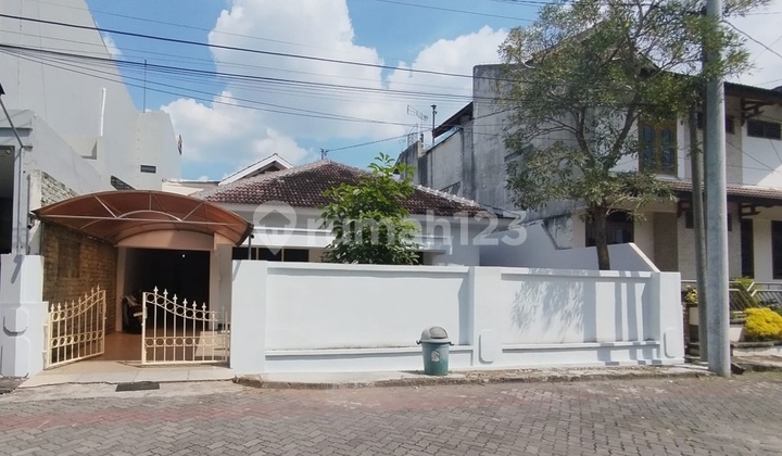 Disewakan Rumah Dalam Perum Taman Griya Indah Lokasi Dekat Mirota Godean 1