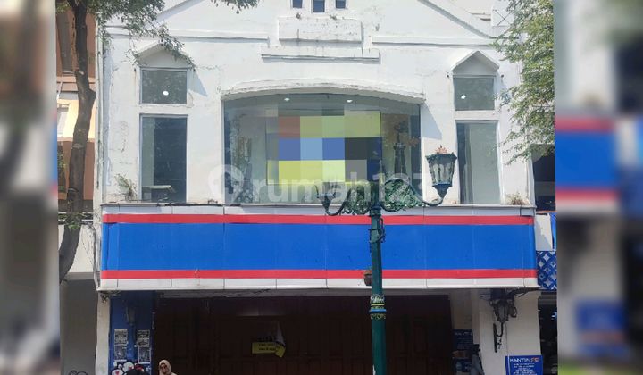 Disewakan Ruang Usaha Lokasi Strategis Di Jalan Malioboro Yogyakarta Disewakan Ruang Usaha Lokasi Strategis Di Jalan Malioboro Yogyakarta