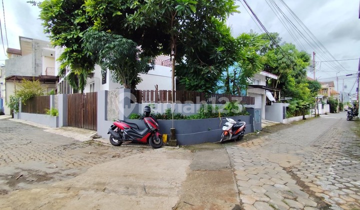 Dijual Rumah Mewah 2 Lantai, Dekat Ugm & Jalan Selokan Mataram 2