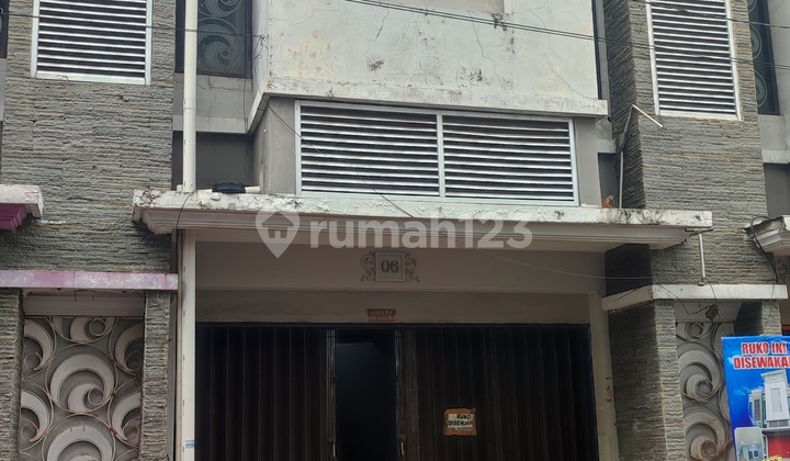 For Rent Strategic Shop House at Grand Tlogoadi Housing Yogyakarta