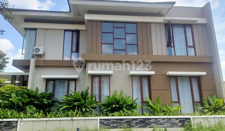 Dijual Rumah Mewah di Casa Grande, Sleman 2