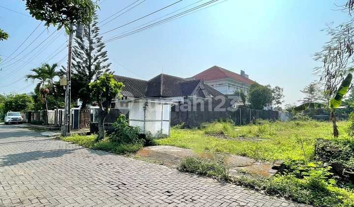 Tanah Lokasi Premium Dekat Jalan Ringroad Utara Jalan Kemuning Condongcatur Sleman