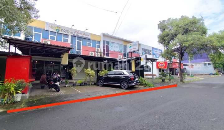 Disewakan Ruko 2 Lantai, Area Kampus Tambak Bayan, Dekat Kampus Atmajaya, Caturtunggal, Depok, Sleman