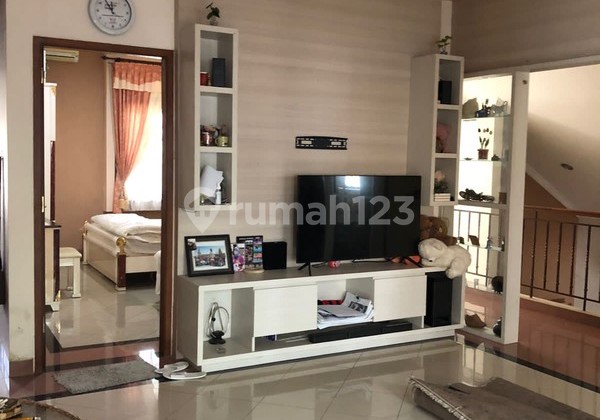 Rumah Mewah 2 Lantai Di Perumahan Taman Palagan Asri , Lokasi Elite Ngaglik, Sleman 2