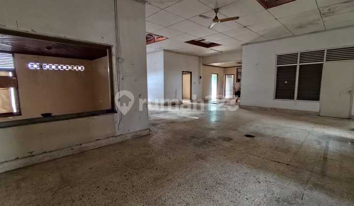 Strategic Location Building Pakuningratan Cokrodiningratan Jetis Yogyakarta Strategic Location Building Pakuningratan Cokrodiningratan Jetis Yogyakarta