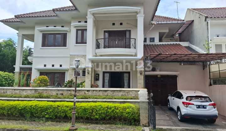 Rumah Mewah 2 Lantai Full Furnish di Perumahan Tirtasani Gamping Rumah Mewah 2 Lantai Full Furnish di Perumahan Tirtasani Gamping
